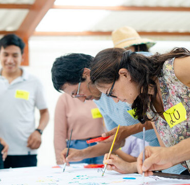 Participantes ratifican su compromiso con la visión y prototipos del sistema de alimentos del mar de Galápagos. 19